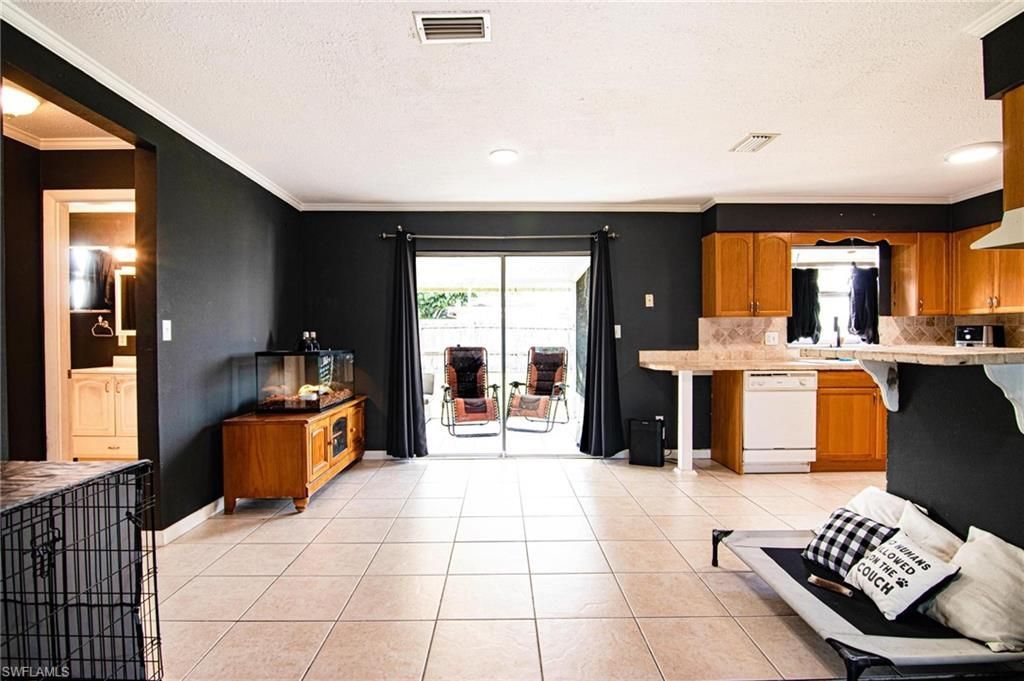 449 Morgan Cir S, Lehigh Acres, FL 33936 Photo