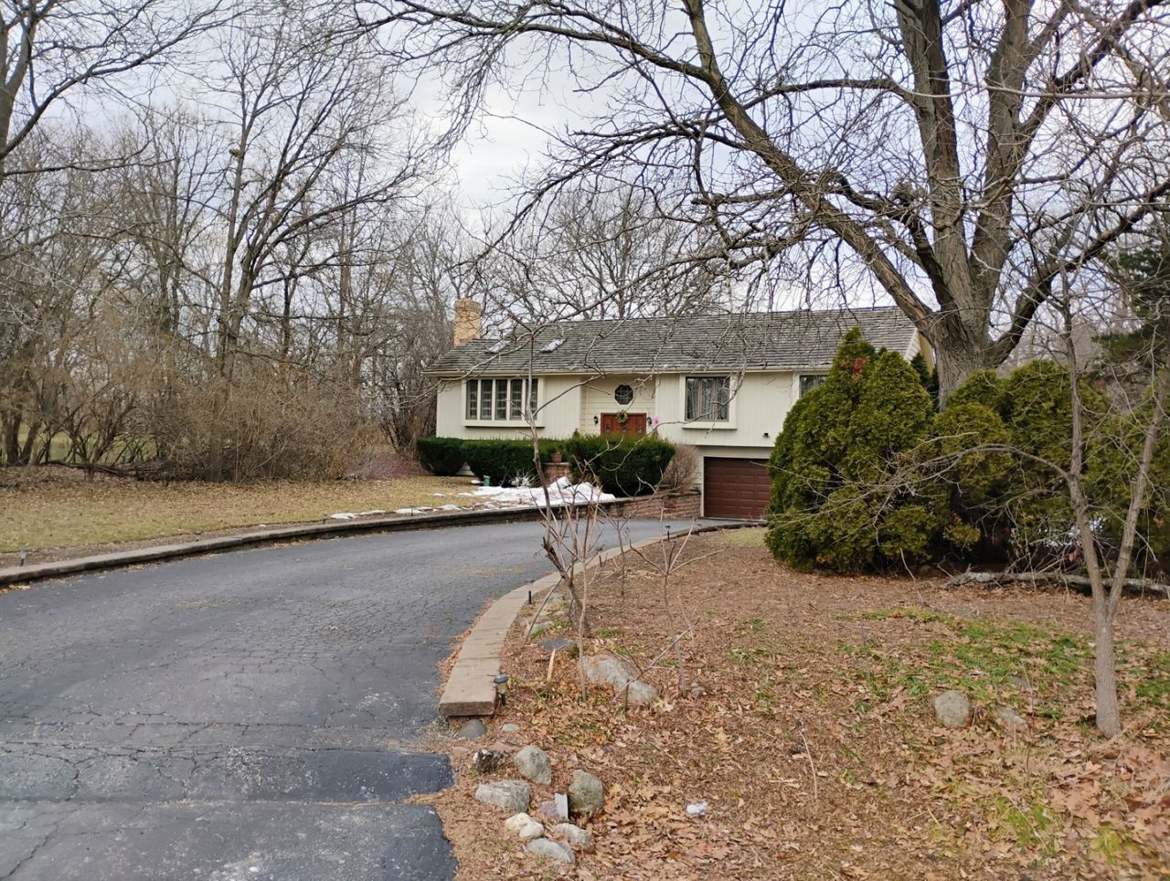 21 Sequoia Road, Hawthorn Woods, IL 60047 Main Photo