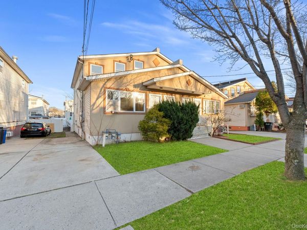 14027 Coombs Street, Springfield Gardens, NY 11413