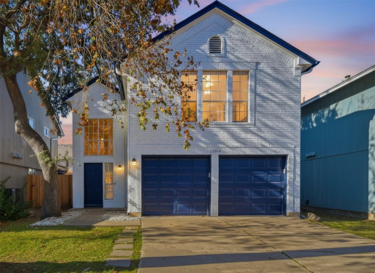 12906 Humphrey Dr, Austin, TX 78729 Main Photo