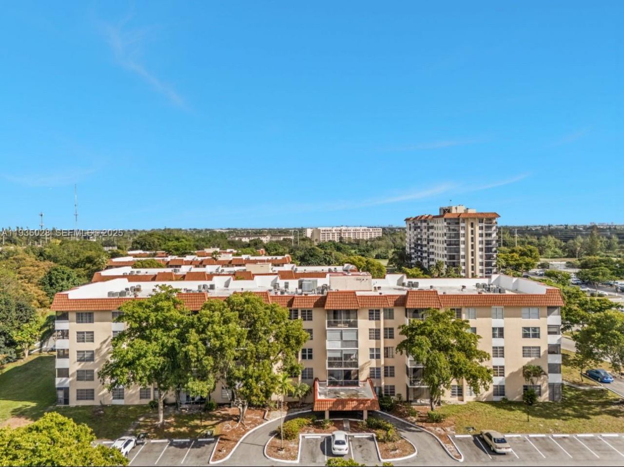 4172 Inverrary Dr, Unit 304, Lauderhill, FL 33319 Photo