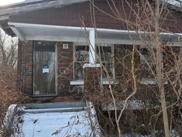 8611 Chalfonte Street, Detroit, MI 48238