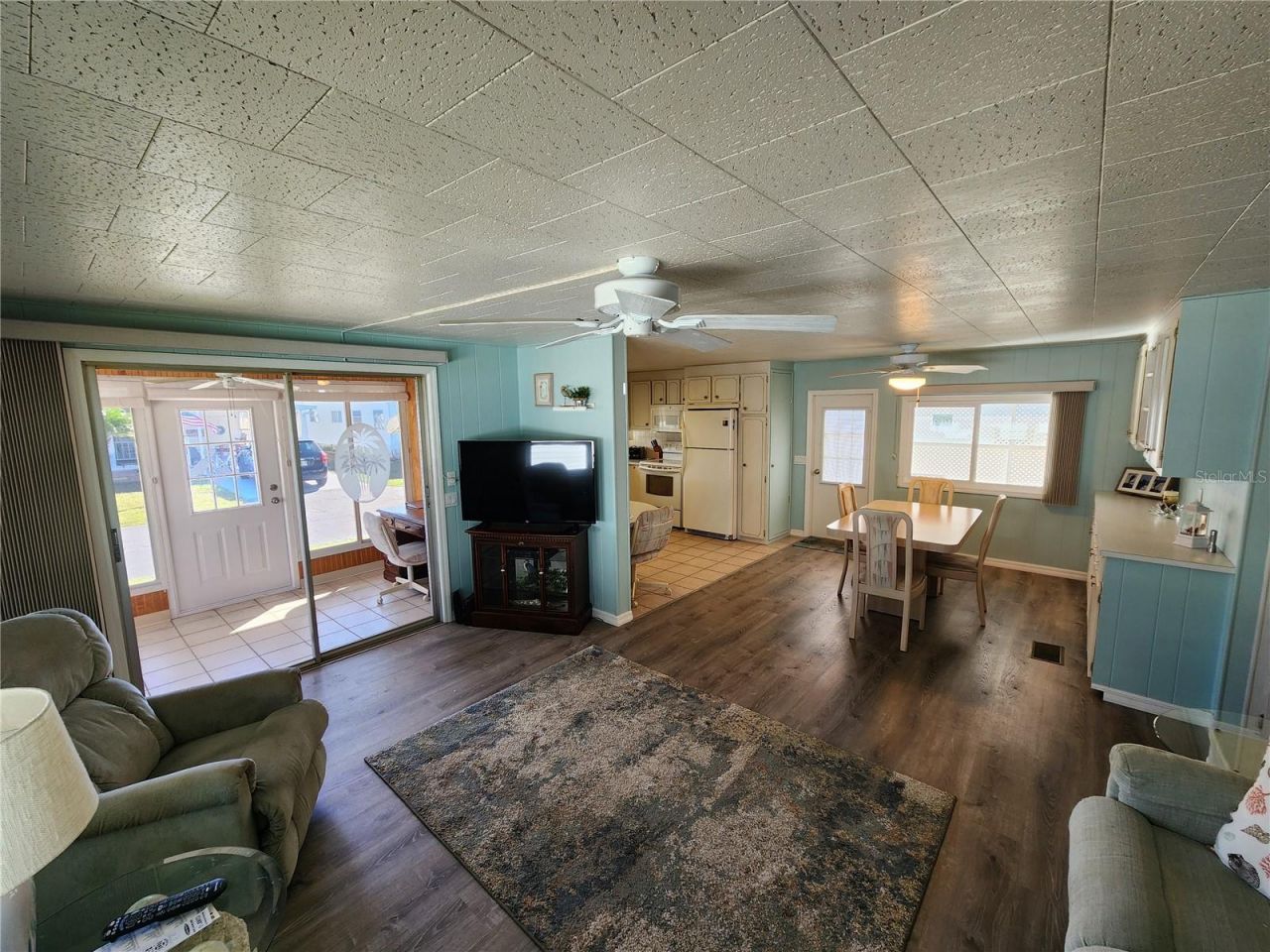 603 Cyprus Court, Bradenton, FL 34207 Photo