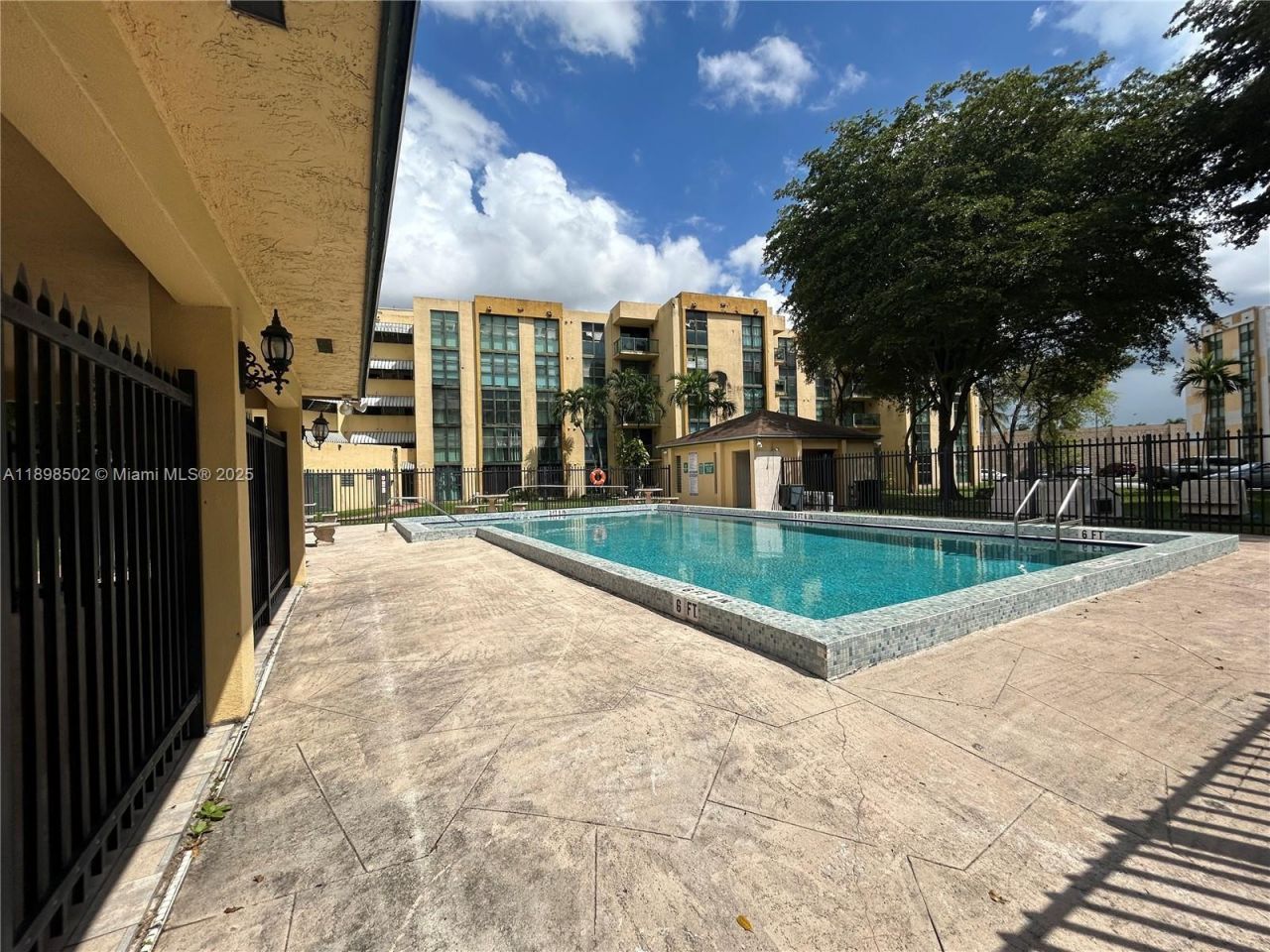 11780 SW 18th St , Unit 418-2, Miami, FL 33175 Photo