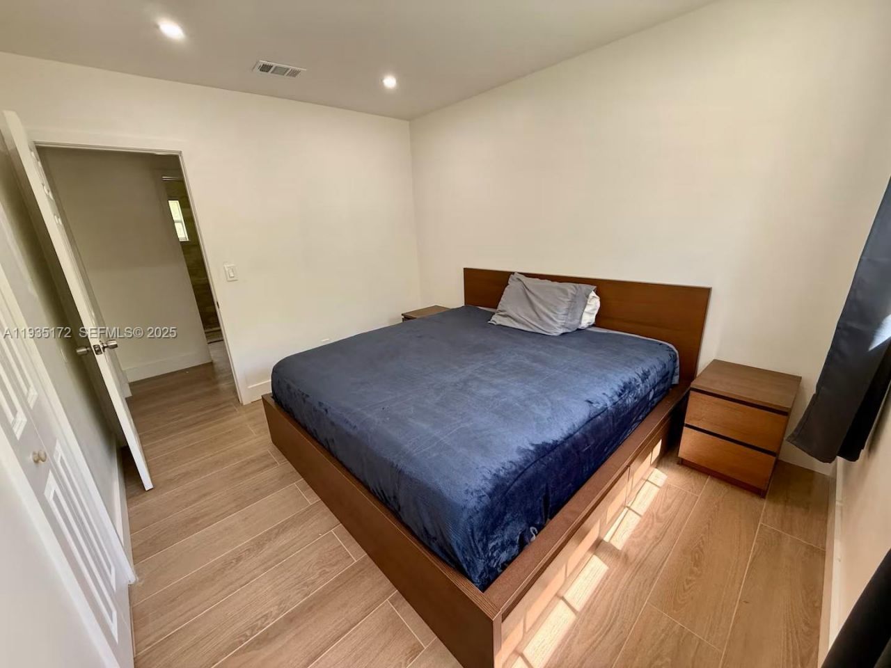 15800 NE 15th Ave, North Miami Beach, FL 33162 Photo