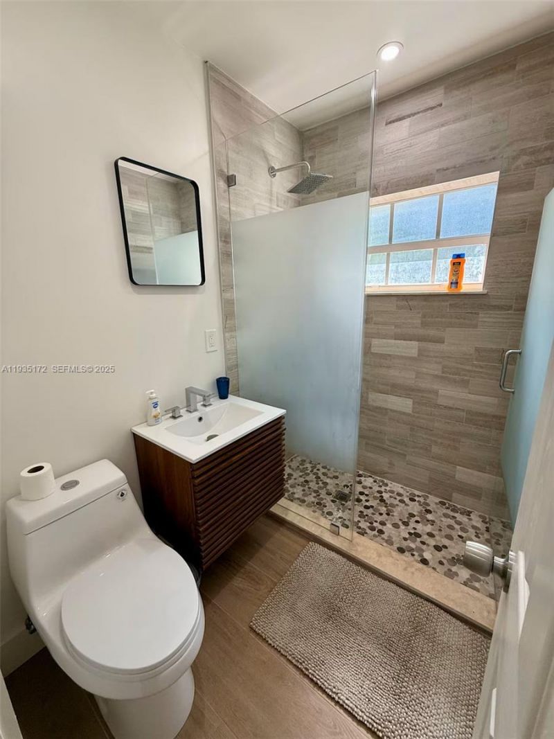 15800 NE 15th Ave, North Miami Beach, FL 33162 Photo