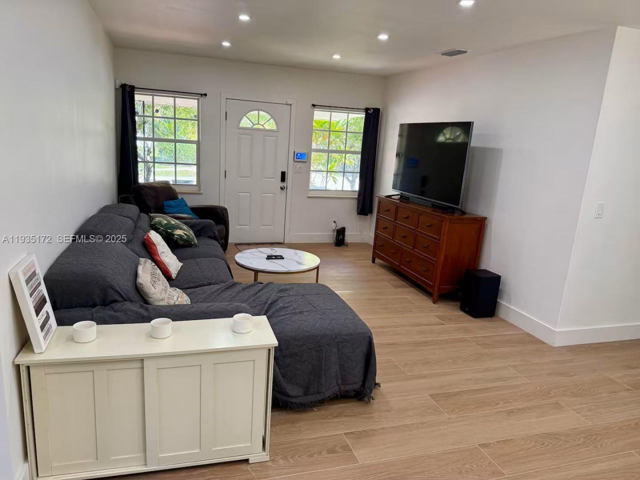 15800 NE 15th Ave, North Miami Beach, FL 33162 Photo