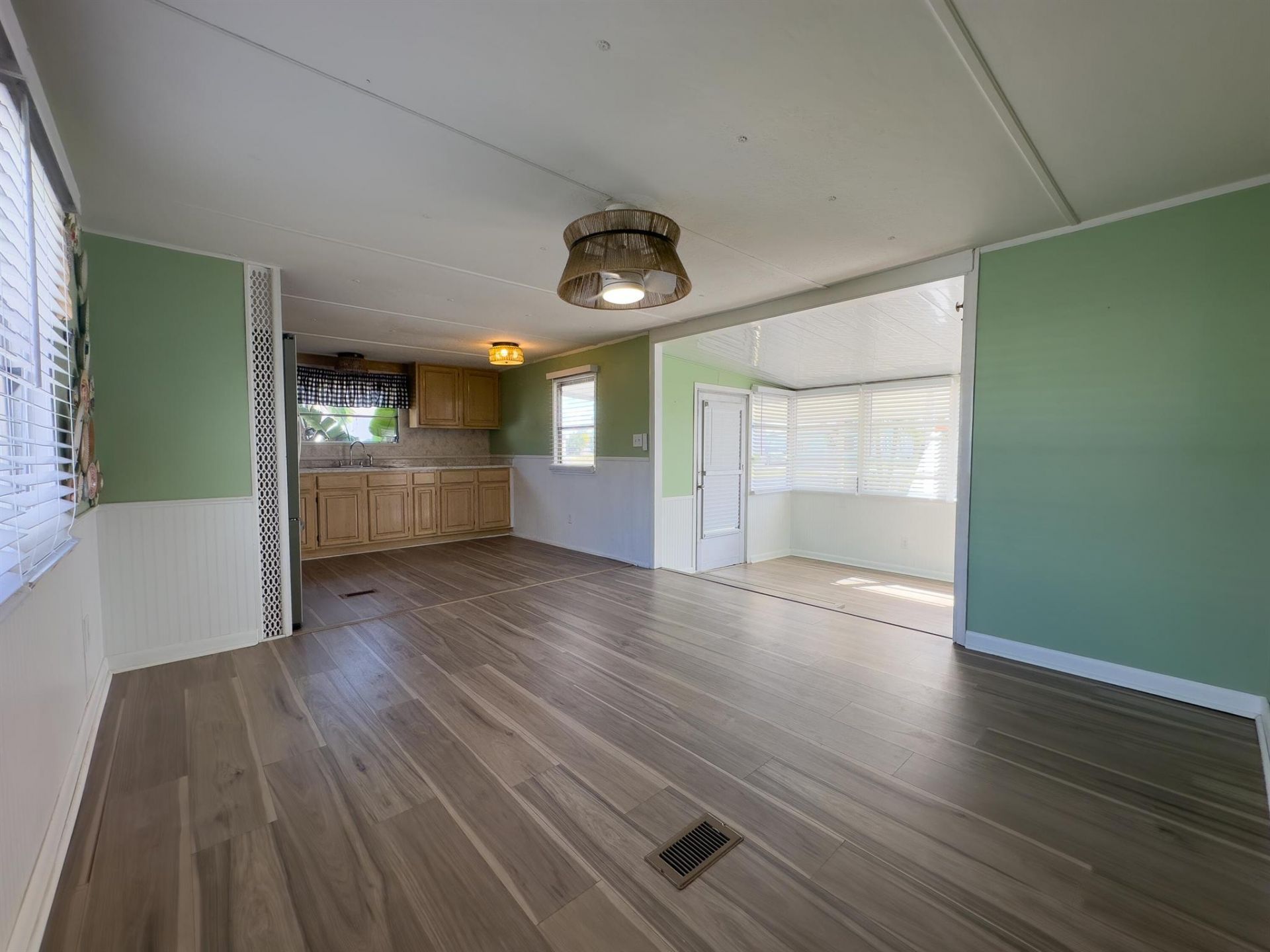 11055 SE Federal Highway, Unit 3, Hobe Sound, FL 33455 Photo