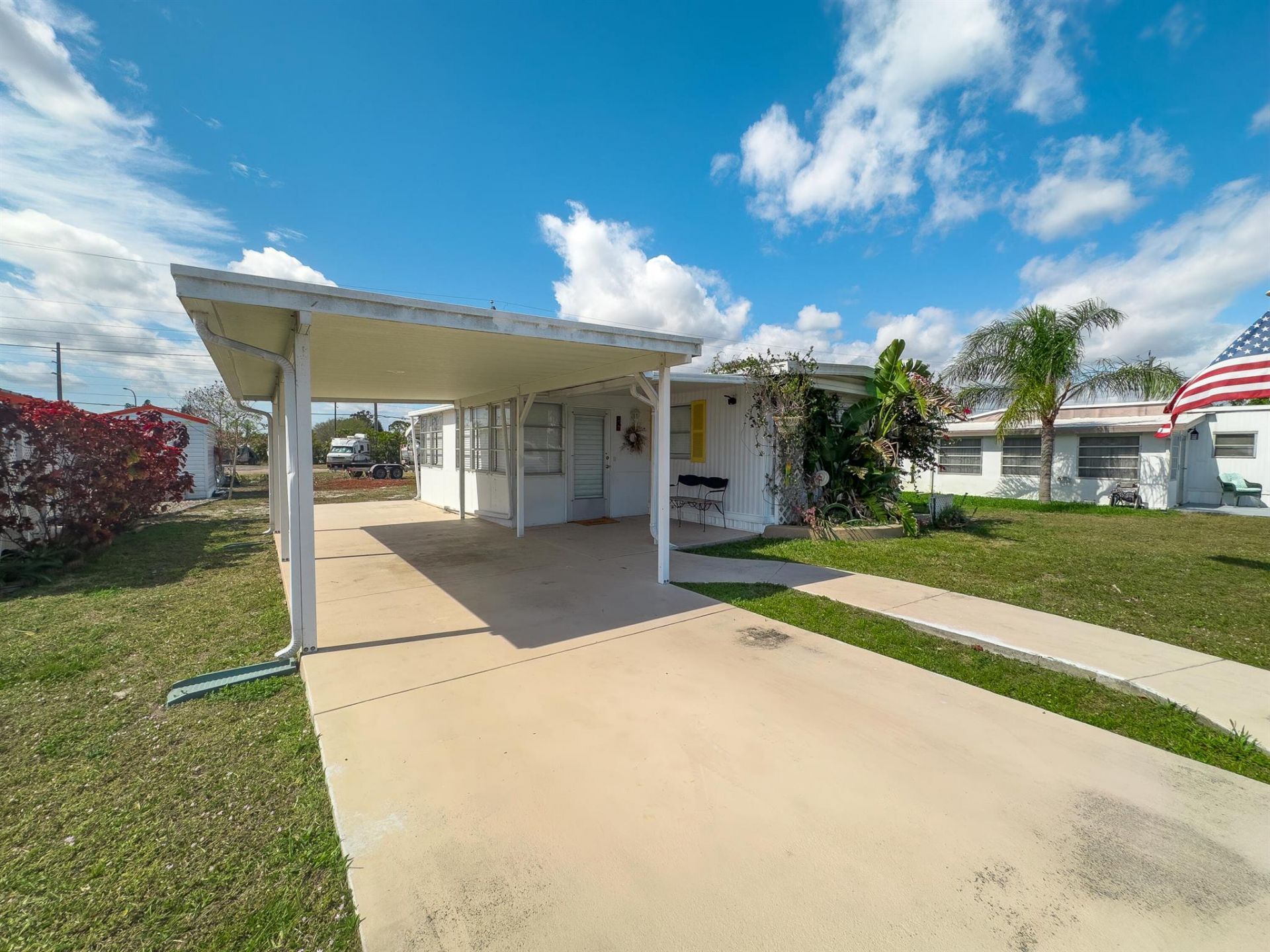 11055 SE Federal Highway, Unit 3, Hobe Sound, FL 33455 Photo