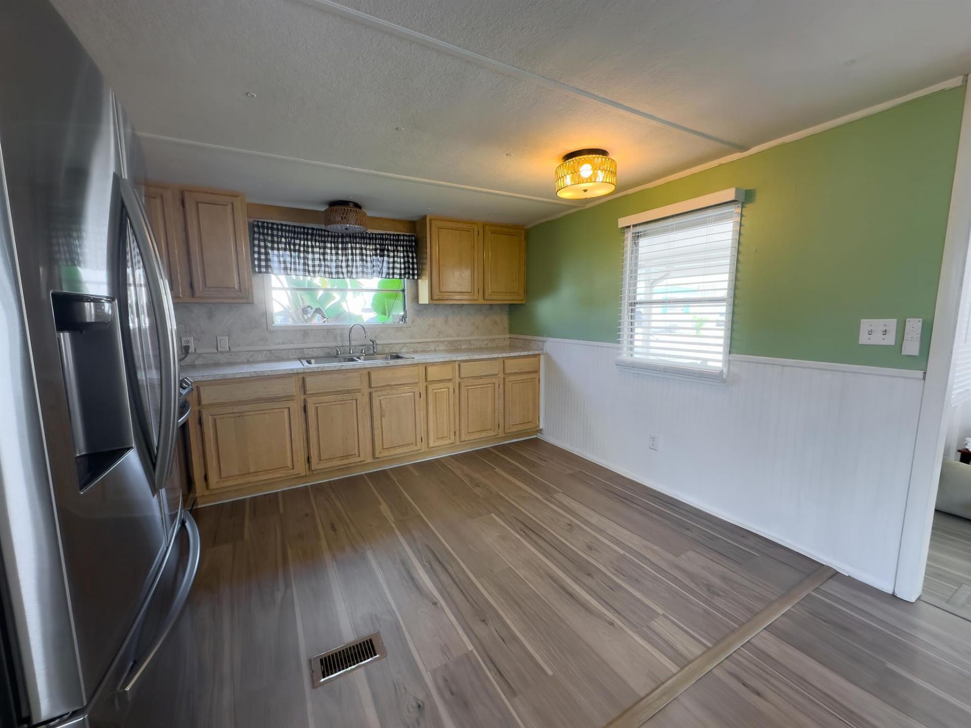 11055 SE Federal Highway, Unit 3, Hobe Sound, FL 33455 Photo