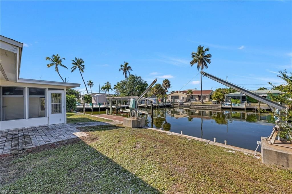 2822 Bruce St, Matlacha, FL 33993 Photo