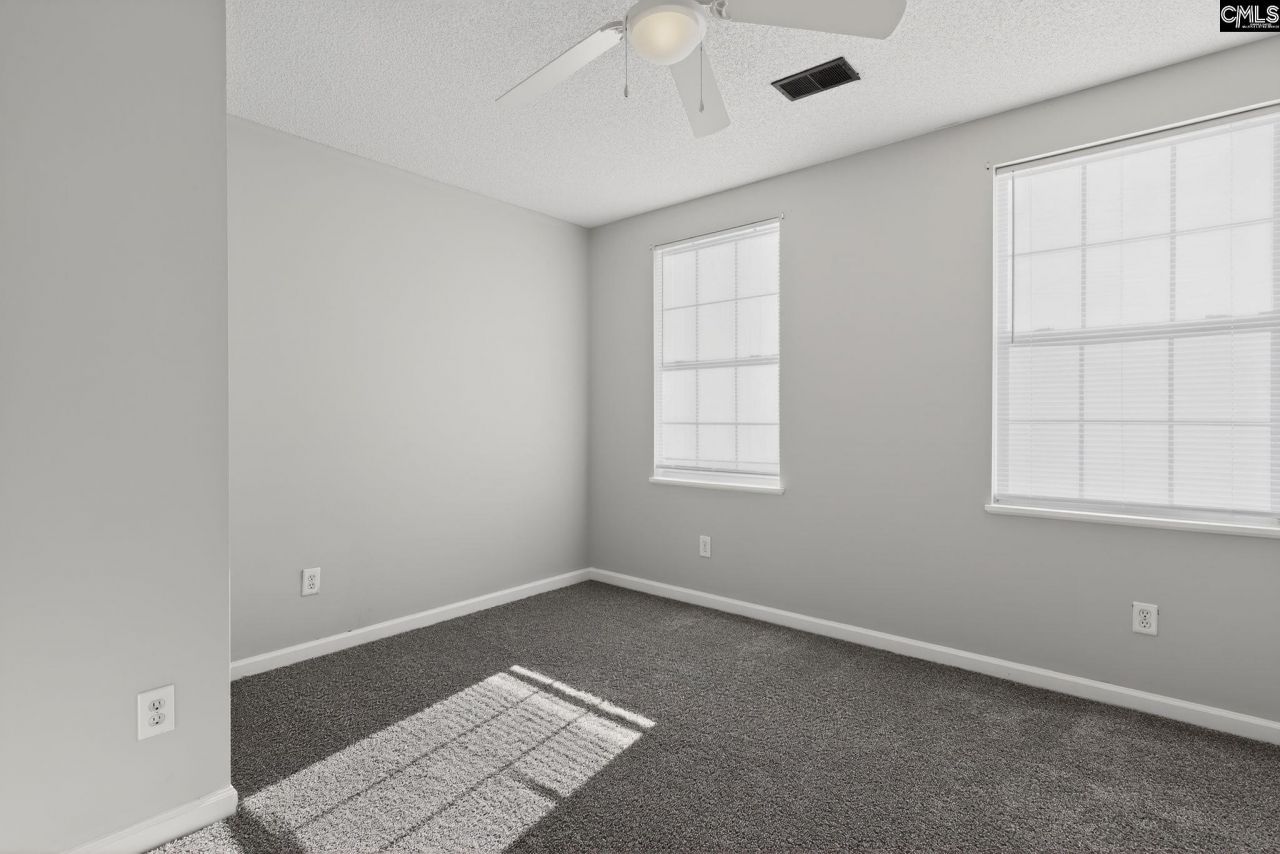 527 Autumn Glen Road Photo 11