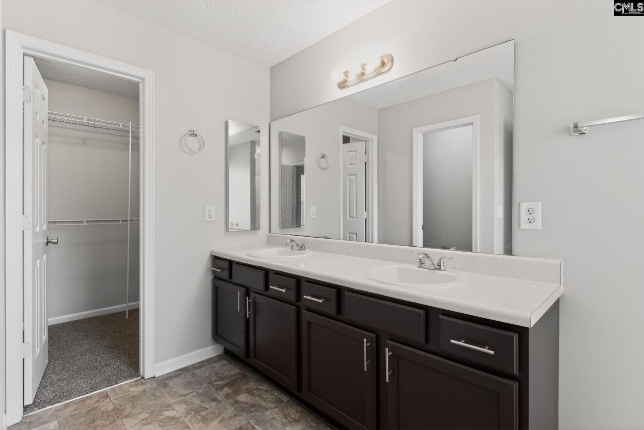 527 Autumn Glen Road Photo 25