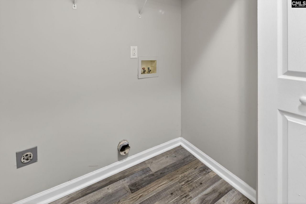 527 Autumn Glen Road Photo 32