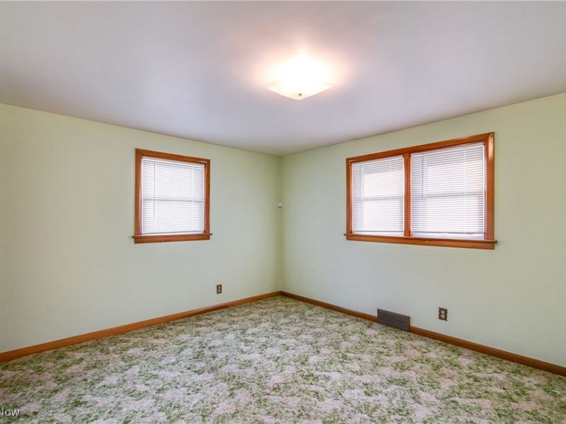 4344 Crestwood Street NW, Canton, OH 44708 Photo 12