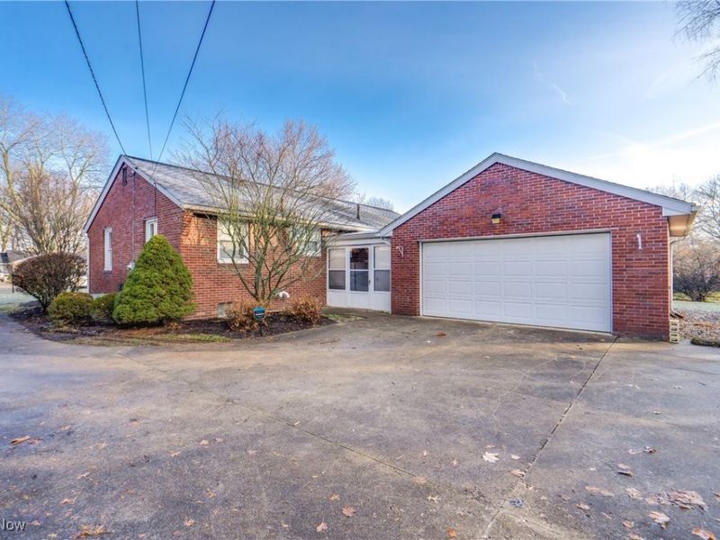 4344 Crestwood Street NW, Canton, OH 44708 Photo 21