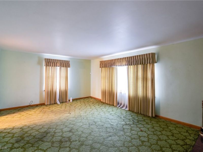 4344 Crestwood Street NW, Canton, OH 44708 Photo 4