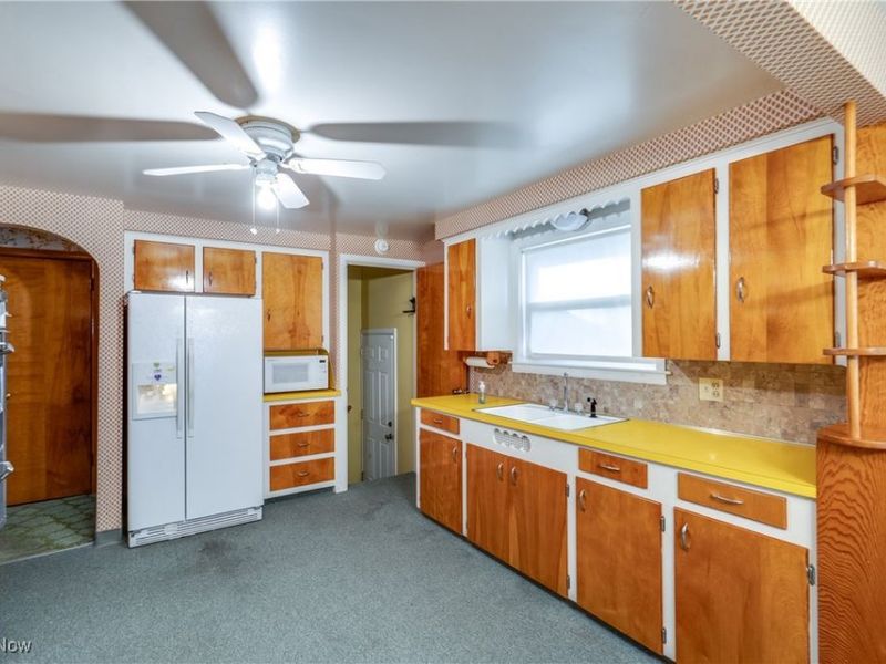 4344 Crestwood Street NW, Canton, OH 44708 Photo 8