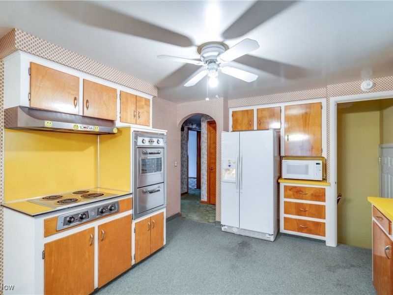 4344 Crestwood Street NW, Canton, OH 44708 Photo 9