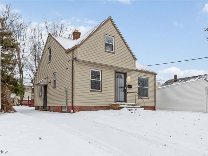 4007 E 154th Street, Cleveland, OH 44128 Photo 3