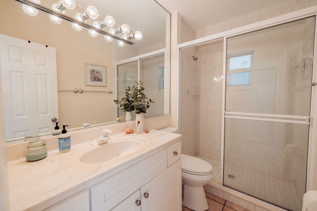 439 Palm Drive Drive, Islamorada, FL 33036 Photo