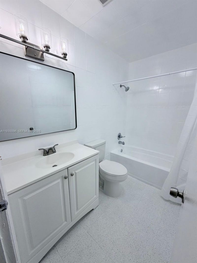 10722 La Placida Dr, Unit 9-B3, Coral Springs, FL 33065 Photo