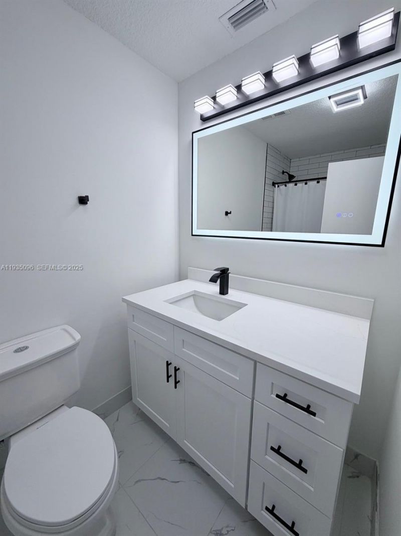 10722 La Placida Dr, Unit 9-B3, Coral Springs, FL 33065 Photo