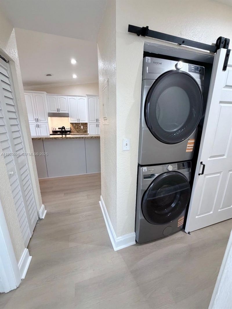 10722 La Placida Dr, Unit 9-B3, Coral Springs, FL 33065 Photo