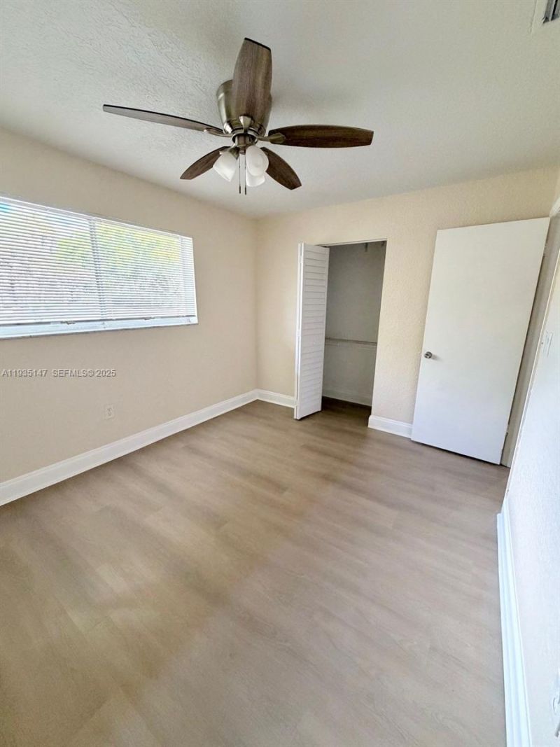 10722 La Placida Dr, Unit 9-B3, Coral Springs, FL 33065 Photo