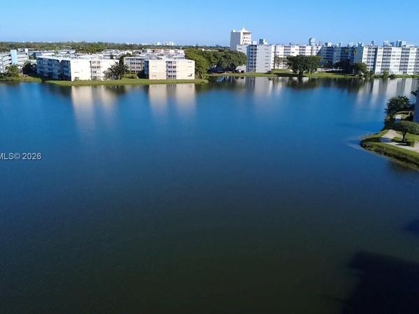 1551 NE Miami Gardens Dr, Unit 216, Miami, FL 33179