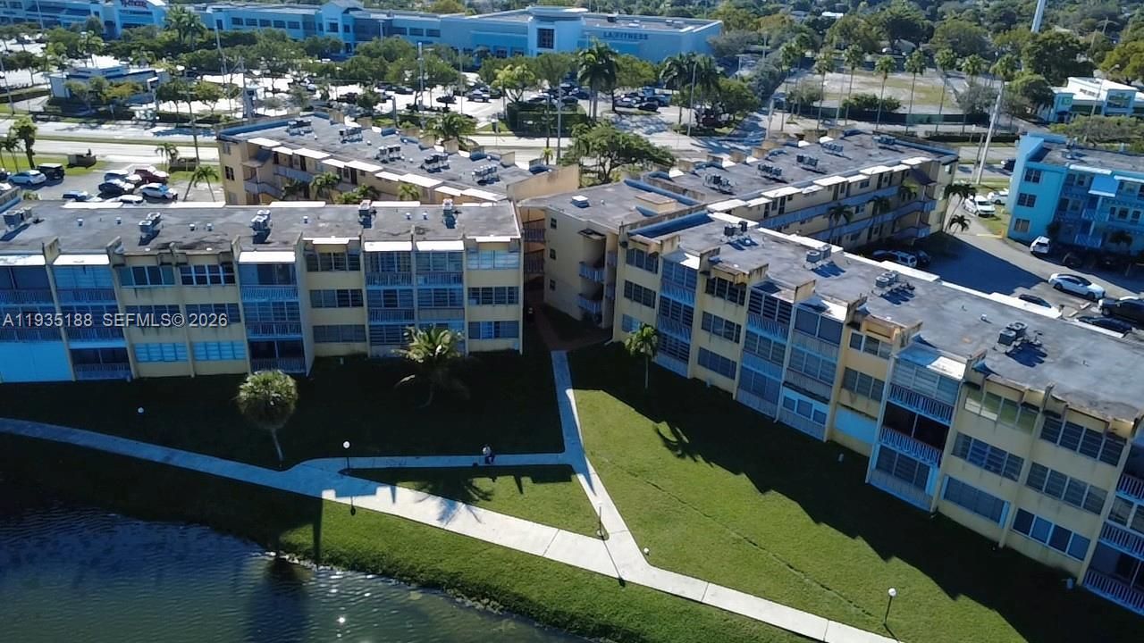 1551 NE Miami Gardens Dr, Unit 216, Miami, FL 33179 Photo