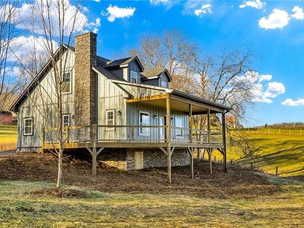 553 Graybeal Calloway Drive , West Jefferson, NC 28694