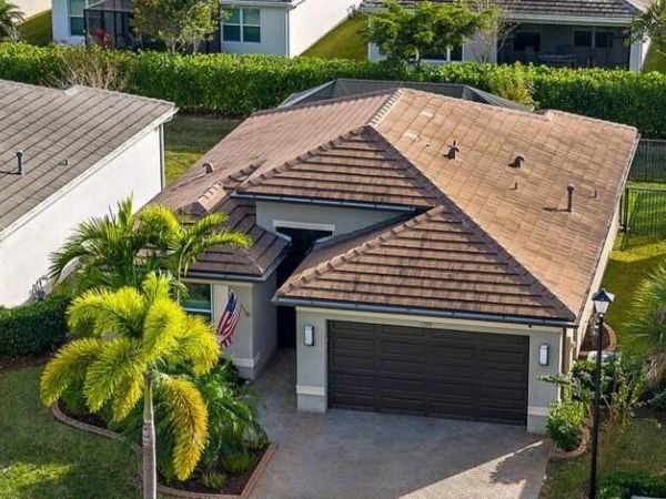 11392 SW Carlisle Crossing Avenue, Port St. Lucie, FL 34987