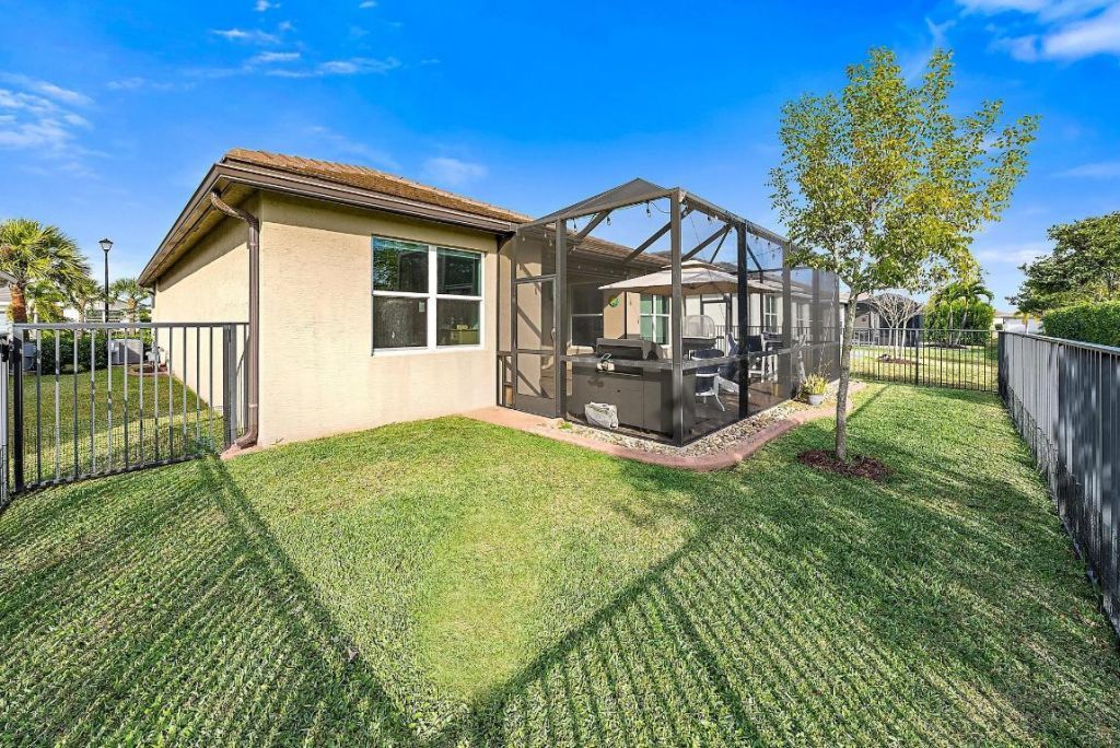 11392 SW Carlisle Crossing Avenue, Port Saint Lucie, FL 34987 Photo