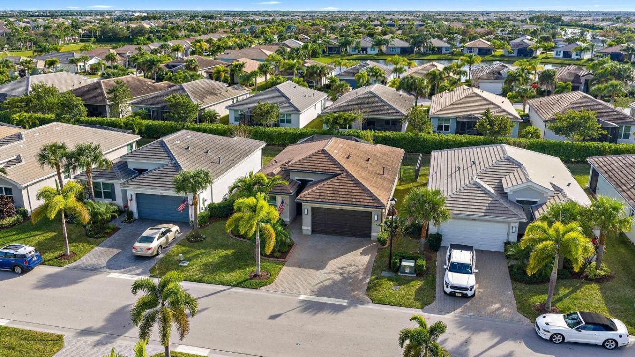 11392 SW Carlisle Crossing Avenue, Port Saint Lucie, FL 34987 Photo