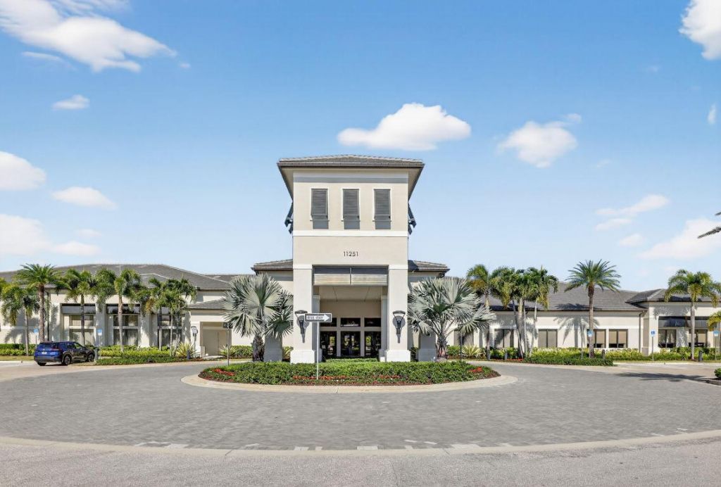 11392 SW Carlisle Crossing Avenue, Port Saint Lucie, FL 34987 Photo