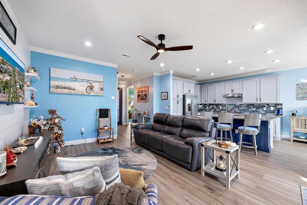 11392 SW Carlisle Crossing Avenue, Port Saint Lucie, FL 34987 Photo