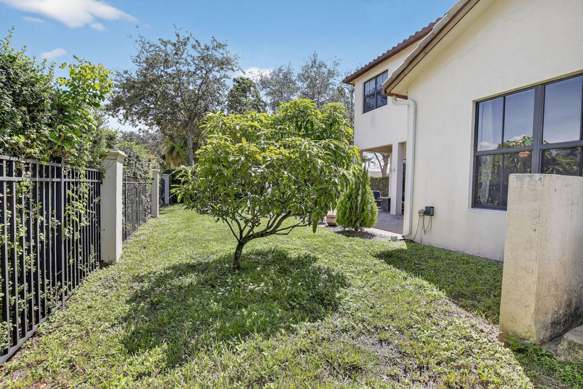 8541 NW 38th Street, Cooper City, FL 33024 Photo