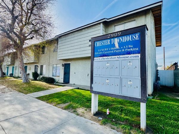 2909 S Chester Avenue, Bakersfield, CA 93304