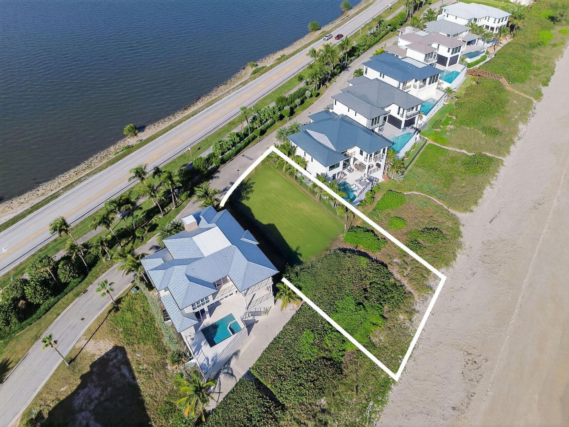 8100 S Ocean Drive, Jensen Beach, FL 34957 Photo