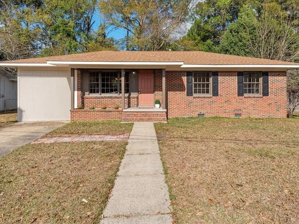 761 Grand Boulevard, Chickasaw, AL 36611