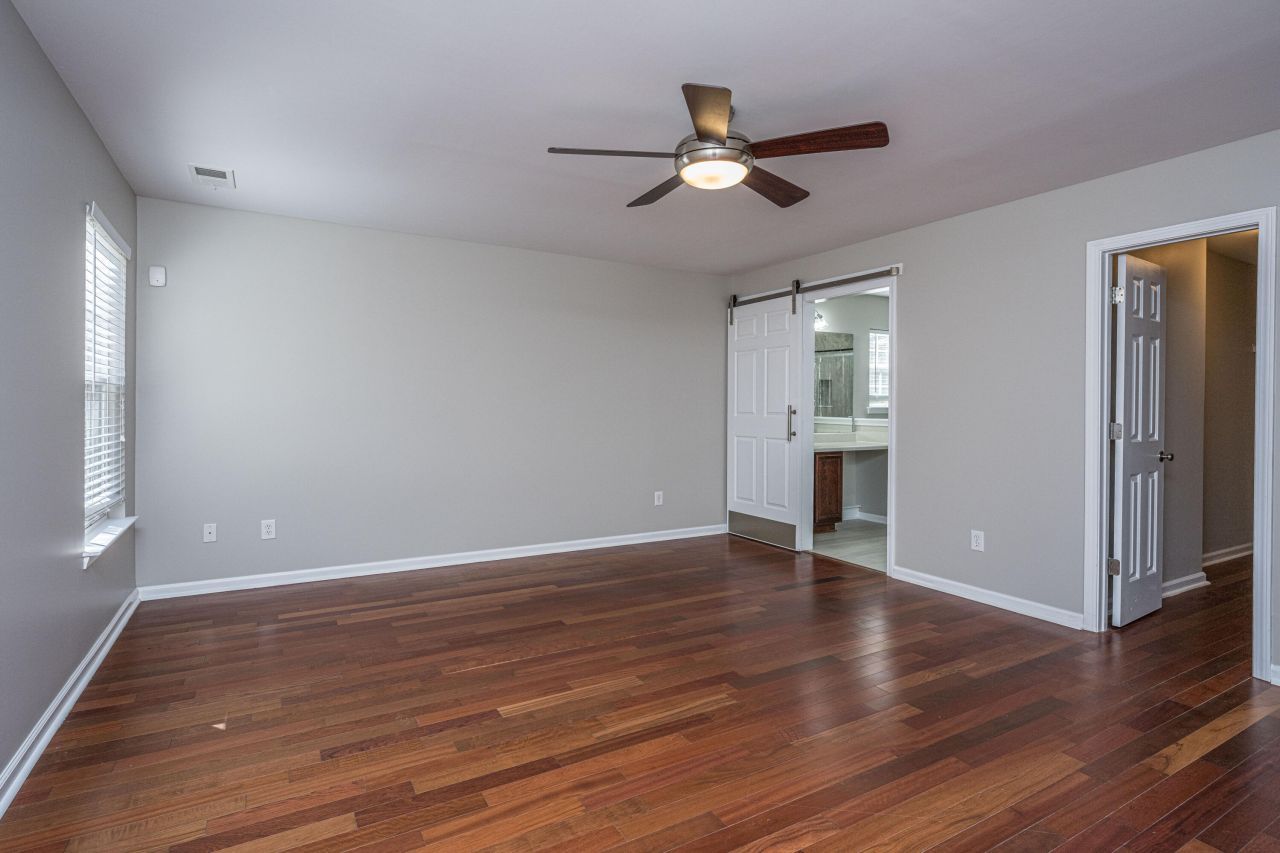 9464 Falling Embers Lane Photo 22