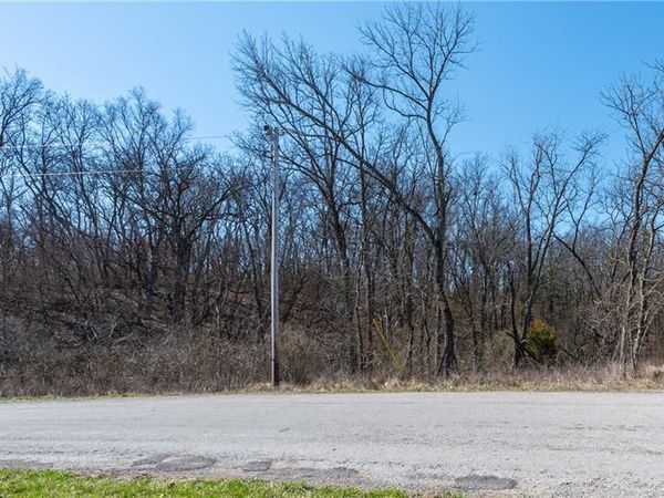 16018 Baxter Road, Excelsior Springs, MO 64024