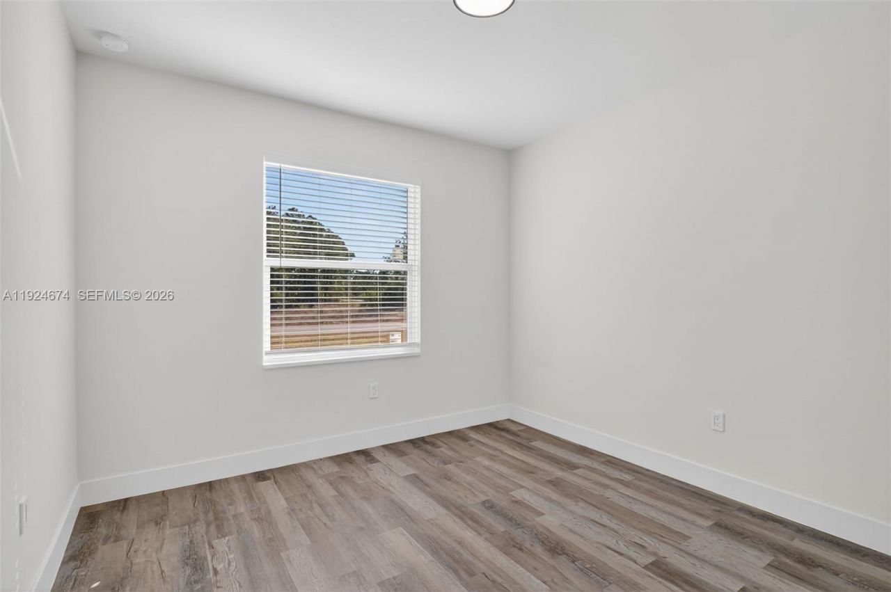 710 Bedford Point Ave, Lehigh Acres, FL 33974 Photo