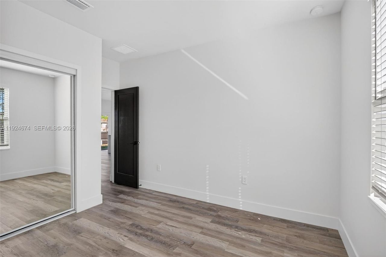 710 Bedford Point Ave, Lehigh Acres, FL 33974 Photo