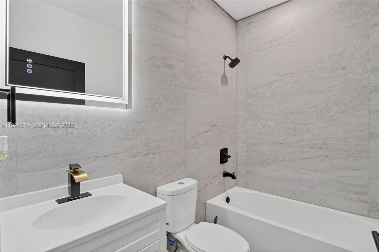 710 Bedford Point Ave, Lehigh Acres, FL 33974 Photo