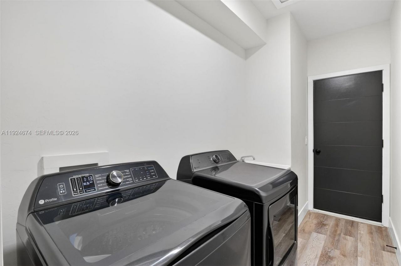 710 Bedford Point Ave, Lehigh Acres, FL 33974 Photo