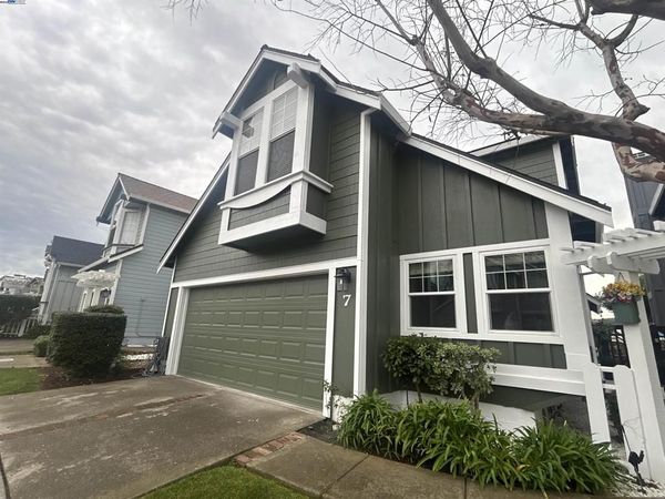 7 Cliff Walk, Vallejo, CA 94591