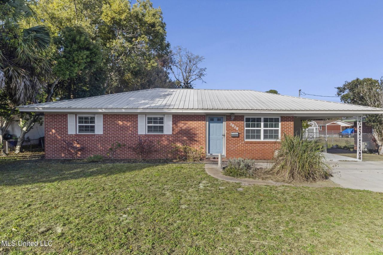 1616 Saint Ann Avenue, Biloxi, MS 39531 Main Photo