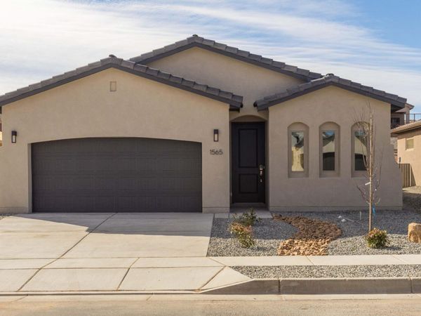 1565 Valle De Colores Street NW, Los Lunas, NM 87031